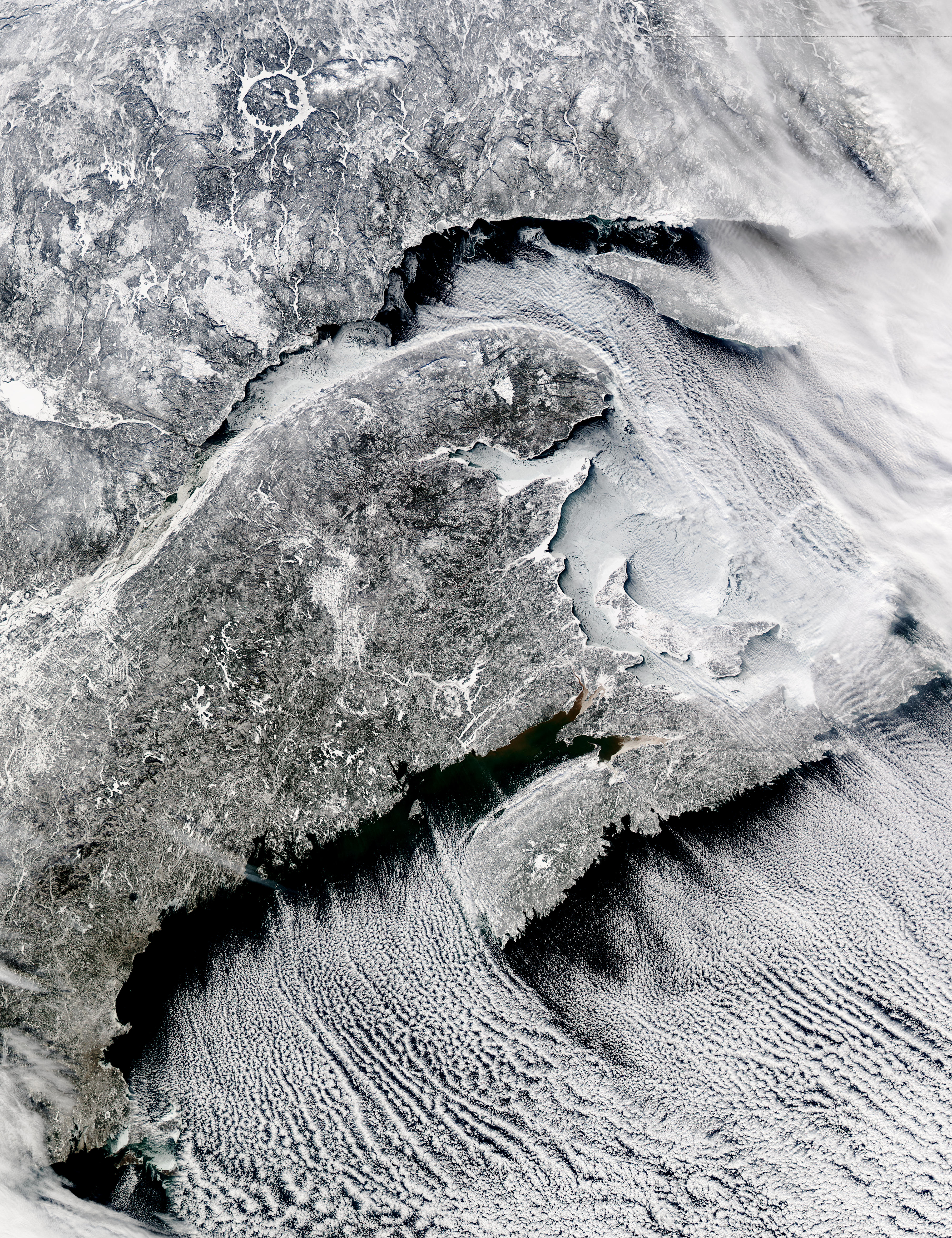 Calles de nubes cerca de Nova Scotia, Canadá