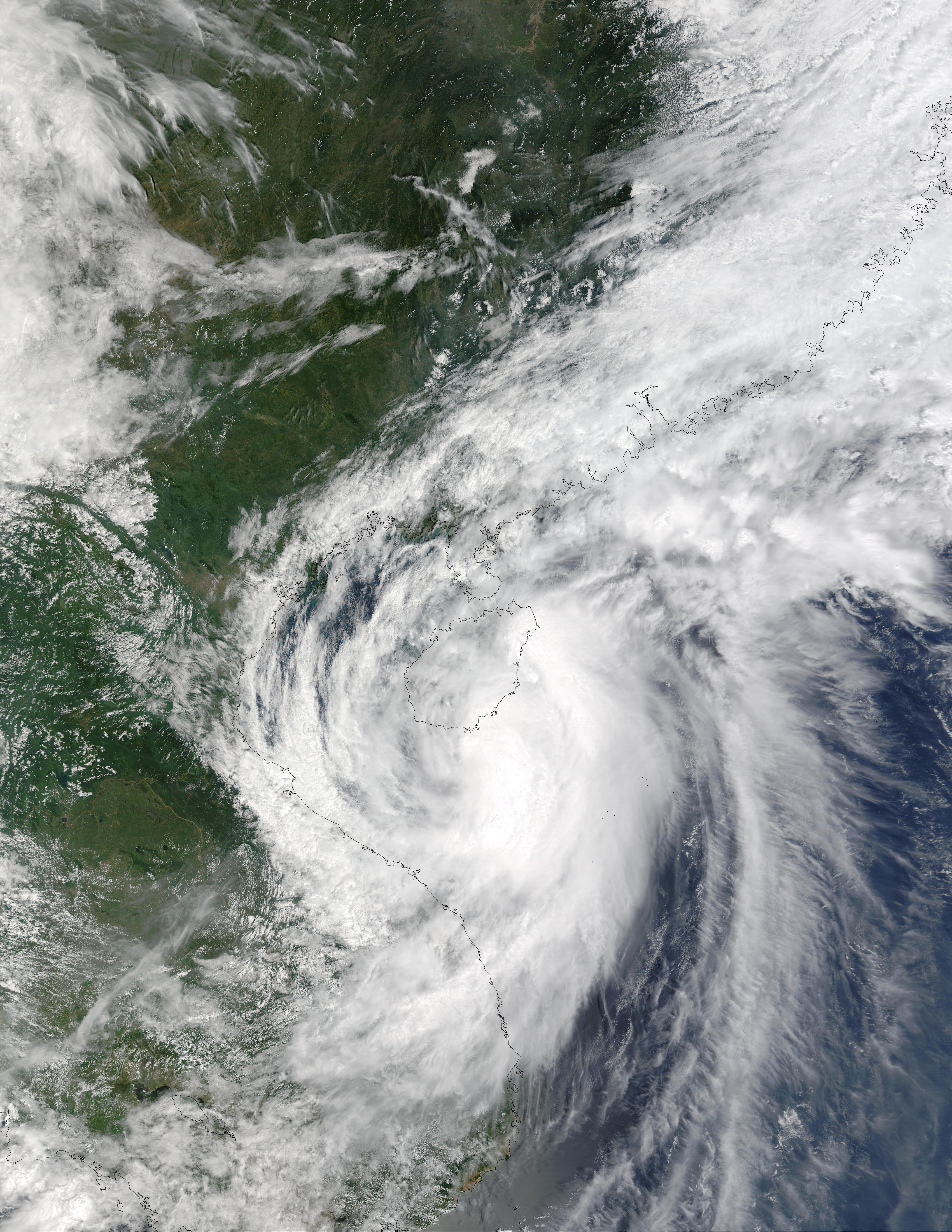 Ciclón tropical Mekkhala impacta China