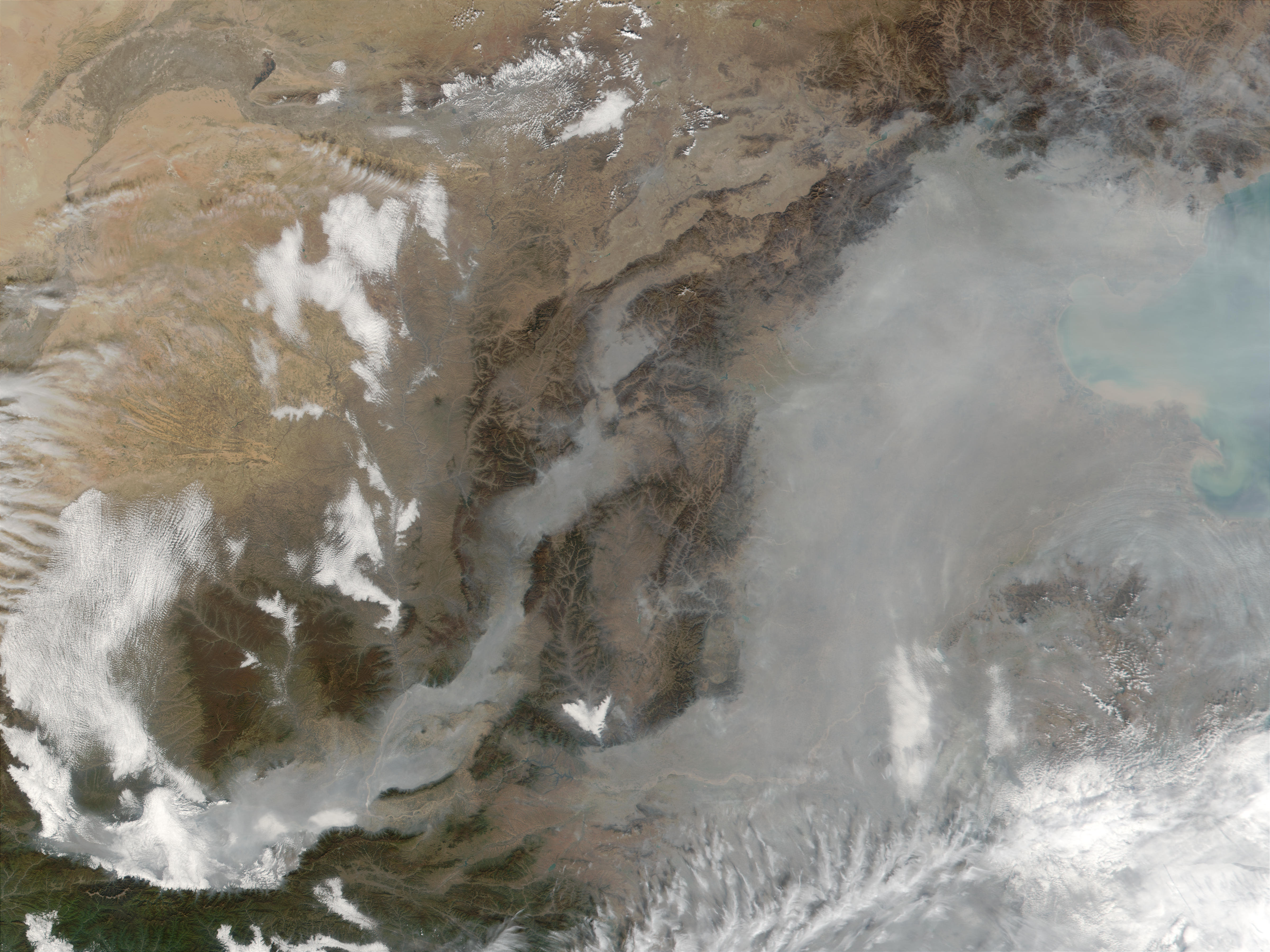 Densos aerosoles en el Valle del río Amarillo, China