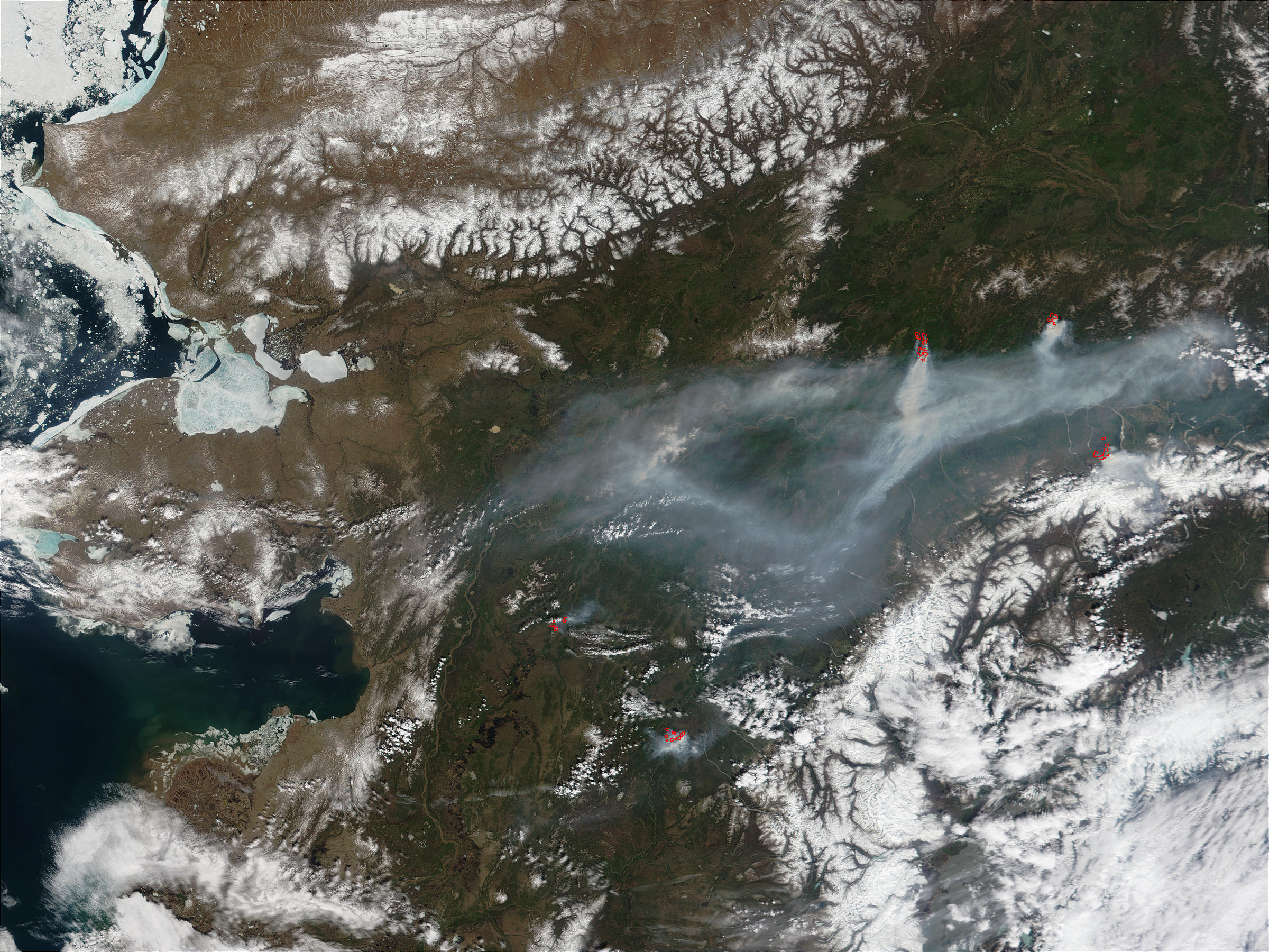 Incendios y humo espeso en Alaska