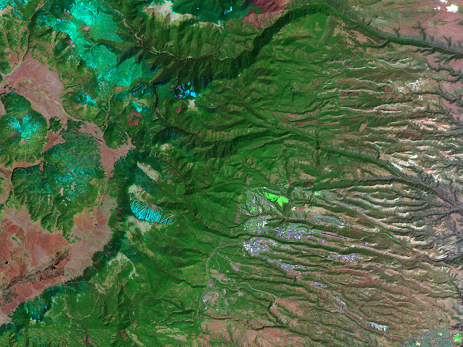 Los Alamos antes y despues del incendio