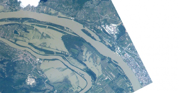 Inundaciones del río Danubio cerca Vác, Hungría
